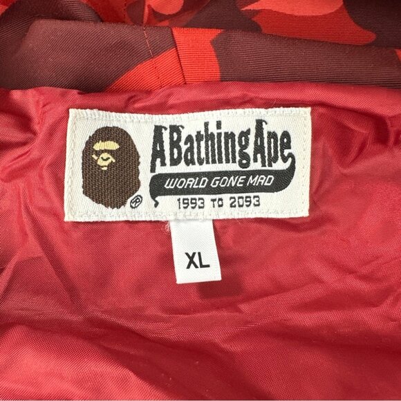 Bape A Bathing Ape NWT Men's Size XL Color Red Camo Shark Full Zip Softshell - Picture 2 of 16